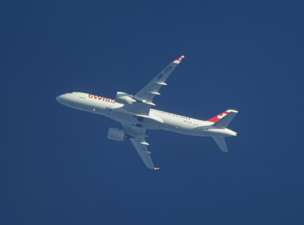 SWISS AIRBUS A220 HB-JCA ROUTING ZURICH--BUBLIN AS LX400 28,000FT.