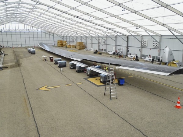 Skydweller hangar in Albacete.jpg