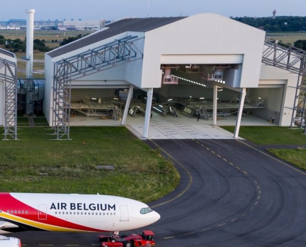 Air-Belgium-Airbus-A330-3-scaled (2).jpg