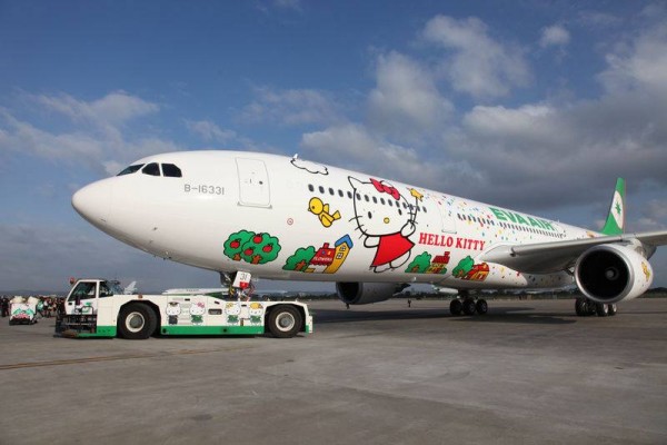 Hello Kitty (A330 of Eva Air)