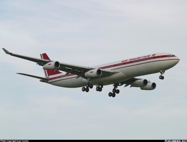 Air Mauritius 01 - 0372711.jpg