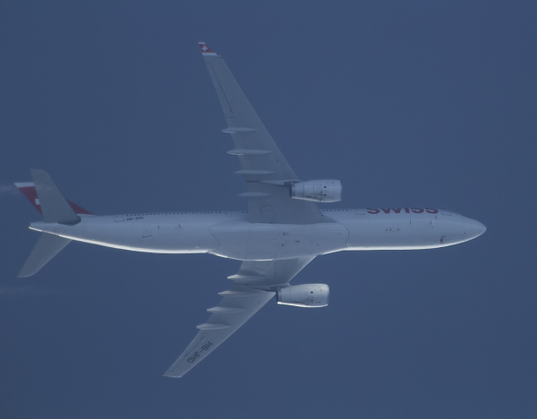 SWISS A330 HB-JHD ROUTING ZRH--YUL AS LX86              36.000FT.