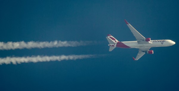 AIR CANADA ROUGE BOEING 767 C-FMWU ROUTING YYZ-BUD-36,000FT.