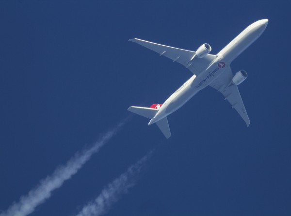 TURKISH AIRLINES BOEING 777 TC-LJI ROUTING MIAMI--ISTANBUL AS TK78    35,000FT.