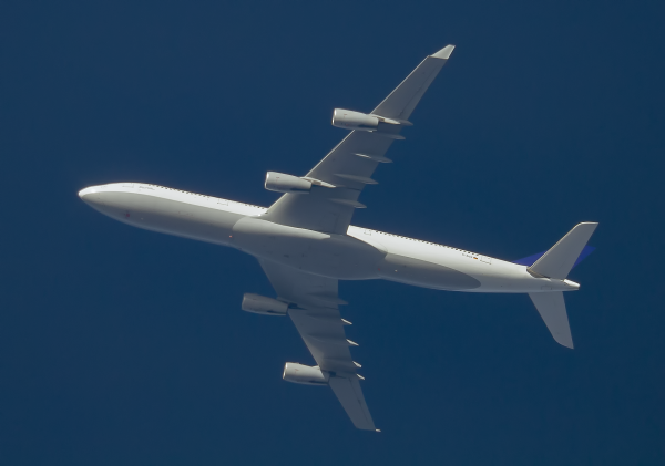 LUFTHANSA AIRBUS A340 D-AIGS ROUTING WEST AS LH518  FRANKFURT--SAN JOSE    32,000FT.