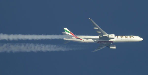 EMIRATES BOEING 777 A6-EPX ROUTING  CHICGO--DUBAI AS EK236 35,000FT.