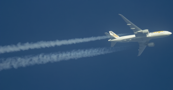 AEROLOGIC BOEING 777 D-AALI ROTING CHICAGO--FRANKFURT AS BOX413   37,000FT.