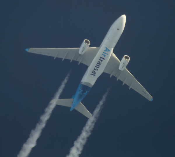 AIR TRANSAT AIRBUS A330  C-GTSI ROUTING MONTREAL-VENICE AS TS442   39,000FT.