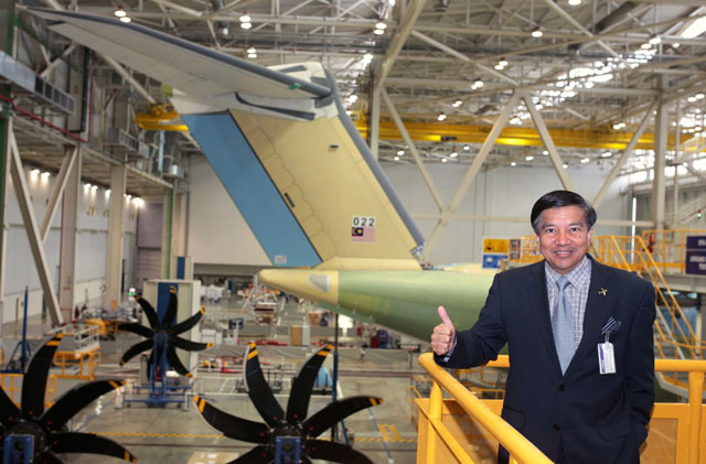 Royal Malaysian Air Force chief views first Airbus A400M