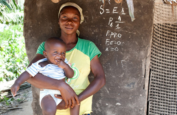 Iberia & British Airways launch special fares for adoptions and humanitarian aid workers
