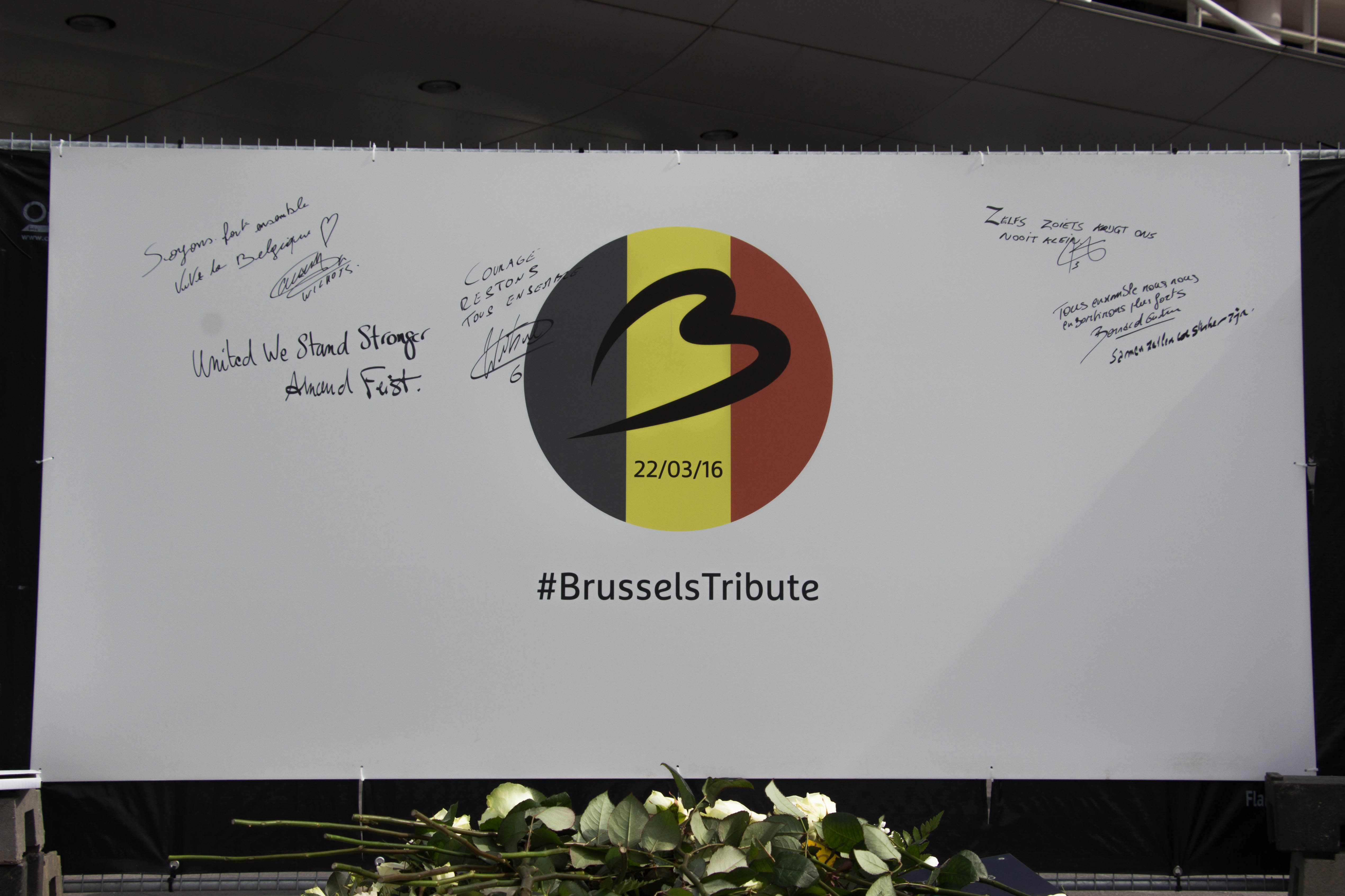 PHOTOS: Belgian Red Devils commemorate victims of Brussels attacks at Airport