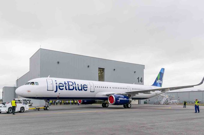 First U.S.-built Airbus A321 exits paint shop