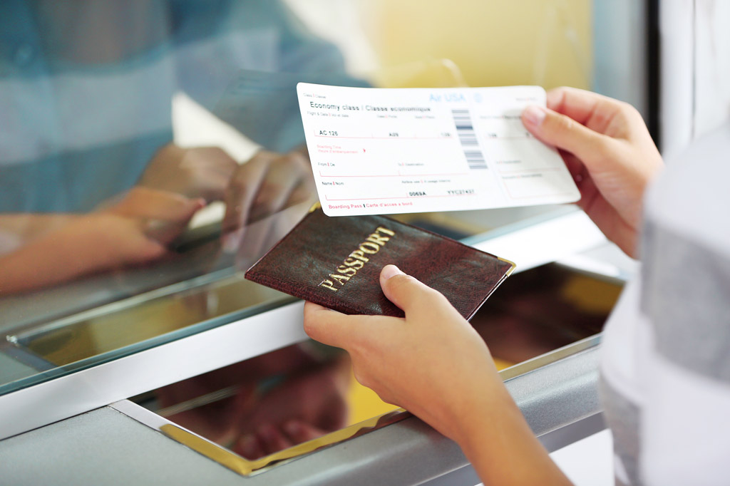 European Parliament backs EU directive on use of Passenger Name Records (PNR)