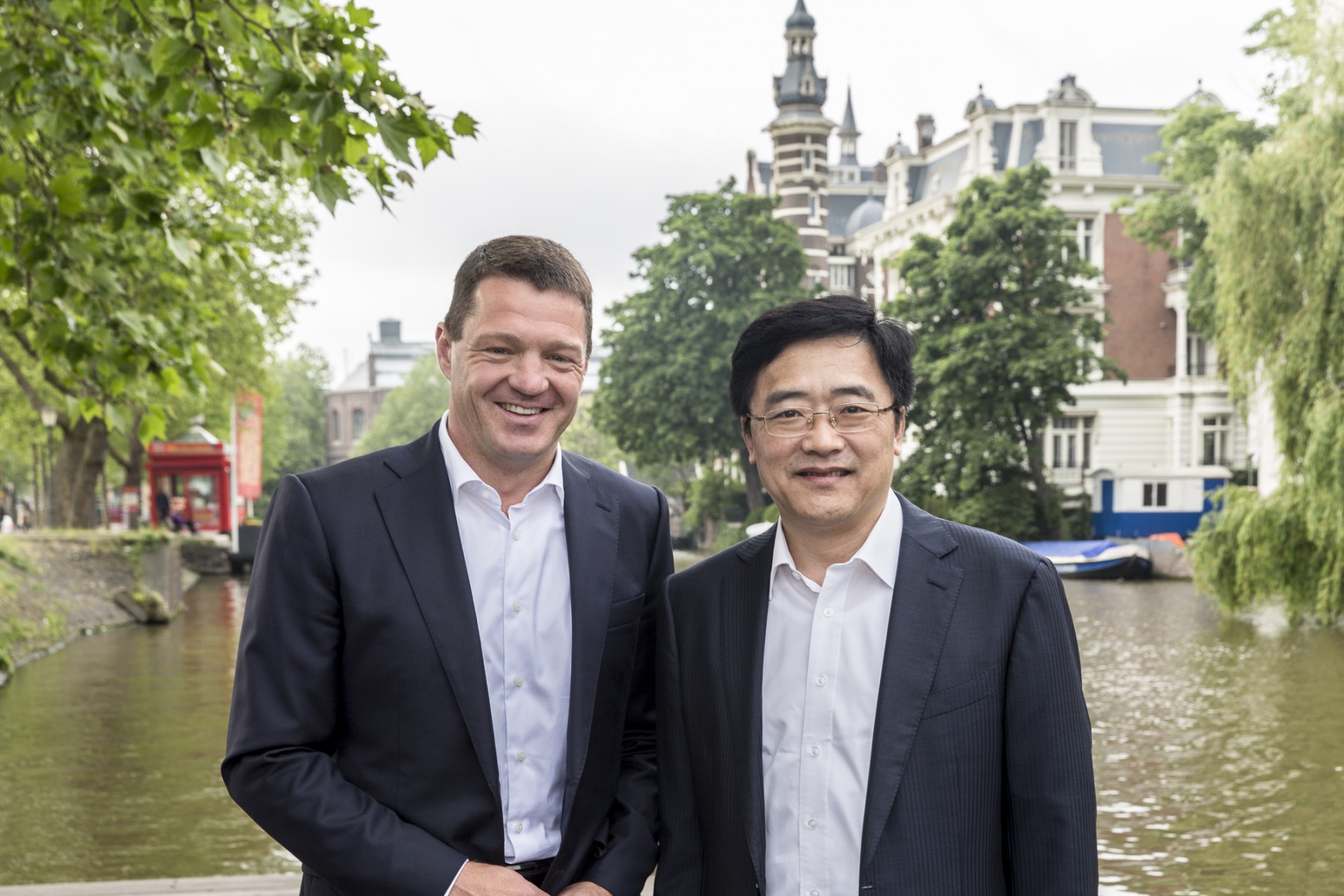 China Southern Airlines and KLM mark first decade of their joint venture