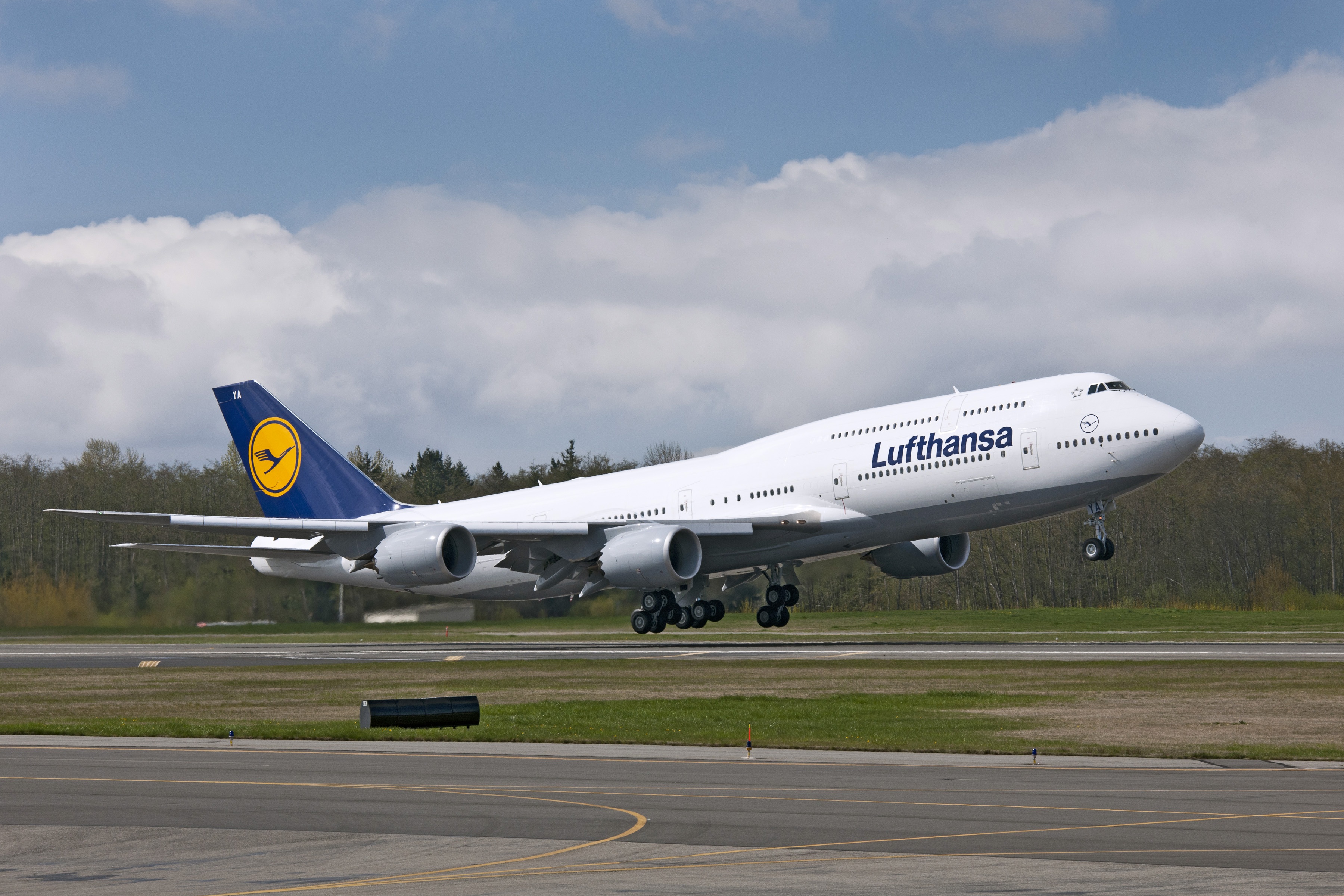 Lufthansa flight diverted to Boston after passenger allegedly stabs two teenagers mid-air