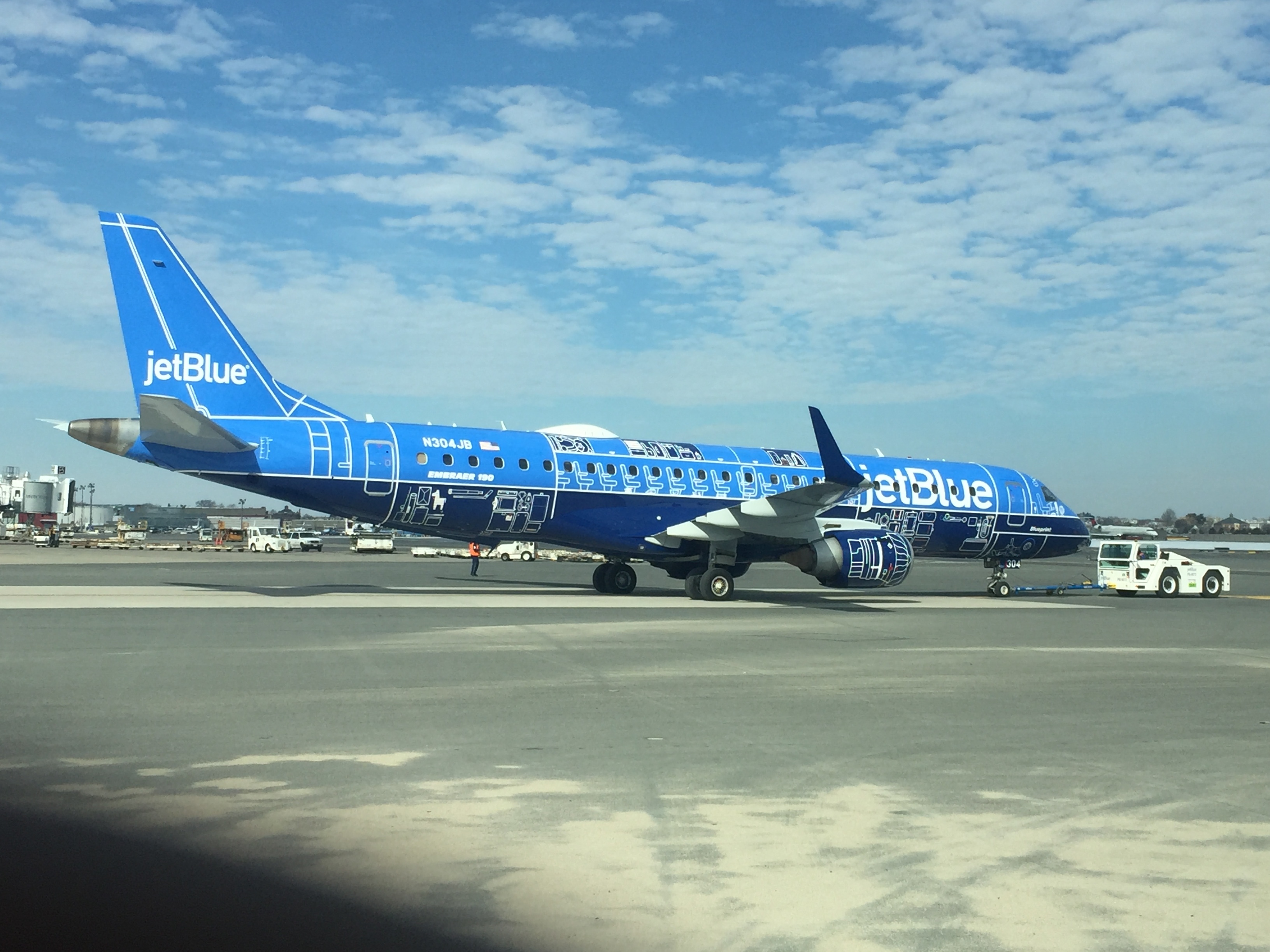JetBlue celebrates its 17th anniversary with special livery and new tailfin design