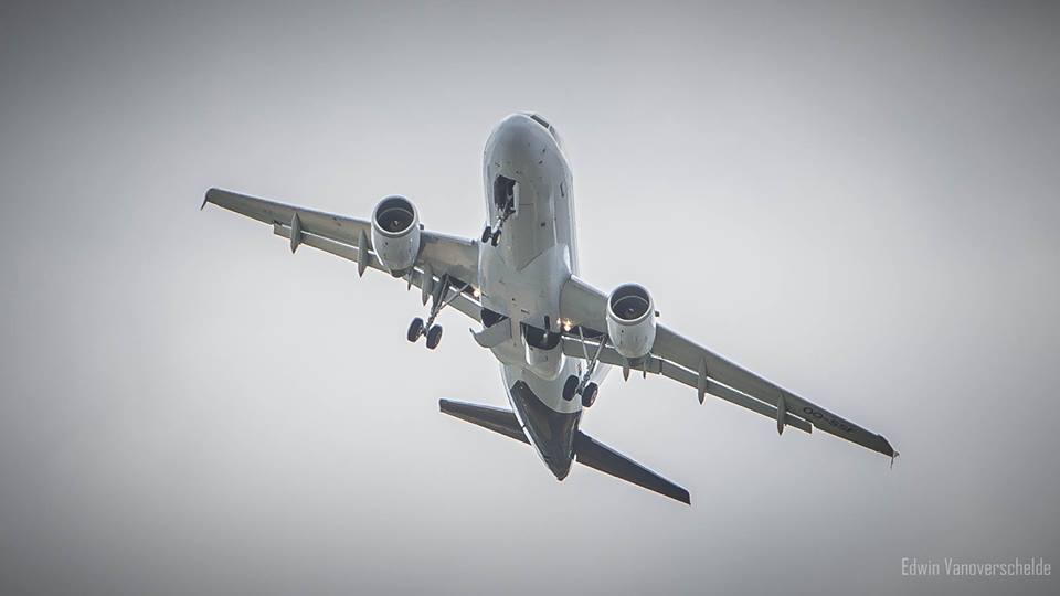 “Spotters staan erom bekend om rond te kijken naar iets speciaals” / La Police fédérale fait appel à des “spotters”