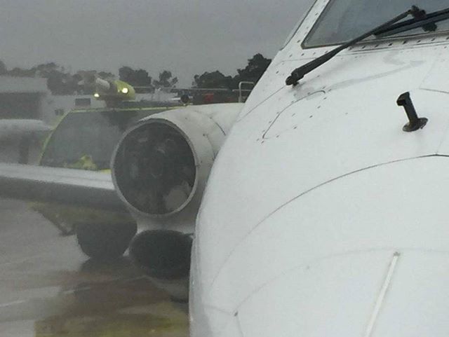 Regional Express Saab 340 lost propellor in flight and then made a safe landing at Sydney Airport