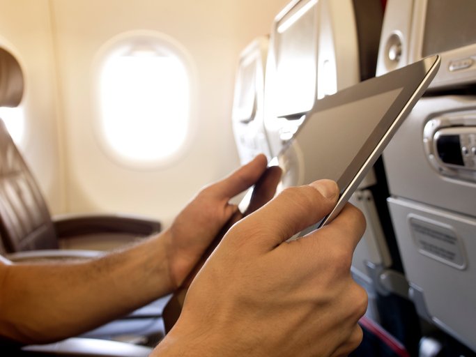 Breaking: The UK follows the US on electronics ban