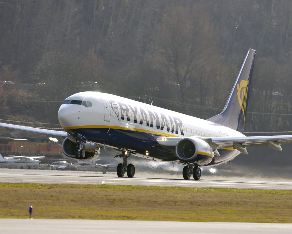 Ryanair calls on Bundeskartellamt & EU Commission to block Lufthansa-Air Berlin take-over