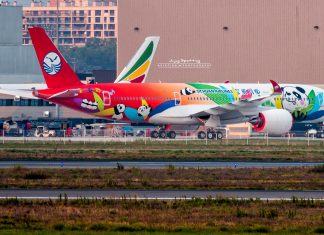 Exclusive picture of Sichuan Airlines Airbus A350; panda livery