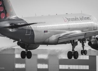 Brussels Airlines flight unable to land in Dubrovnik due to thunderstorm diverts to Zagreb; passengers feel abandoned