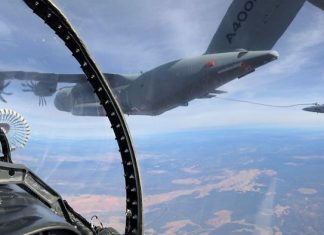Airbus A400M refuels six F-18 fighters in one flight