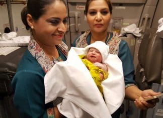 Baby girl born on PIA flight between Medina and Multan