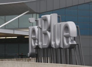 All JetBlue Crewmembers to Receive $1,000 Following Tax Reform