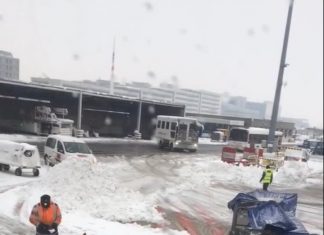 Heavy snow disrupts air traffic at Paris airports