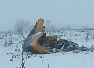 First footage of Saratov Airlines An-148 crash site near village of Argunovo #6W703