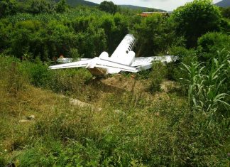 Cessna CitationJet CJ2+ suffers runway excursion at Saint Tropez Airport