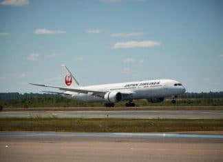 Japan Airlines and Garuda Indonesia sign partnership agreement