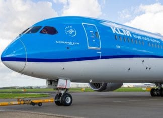 Two KLM aircraft (a 747 and a 787) clip wings at Amsterdam Schiphol