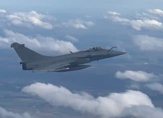 Landing gear of Air France Airbus A318 fails to retract, intercepted by Rafale fighter jet for inspection