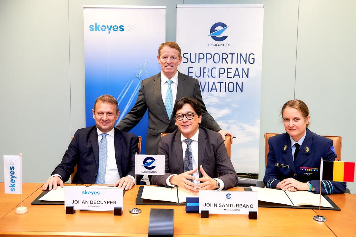Belgian military and civilian and European air traffic control providers to manage Belgian airspace with one single system