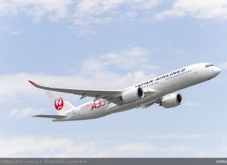 JAL announces international fare fuel surcharge for tickets issued between April and May 2023