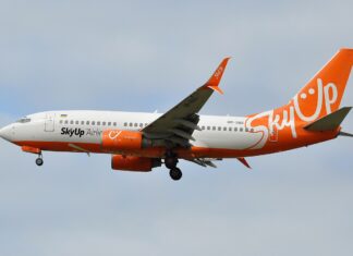 SkyUp Airlines’ left main landing gear catches fire just after landing at Sharm El-Sheikh