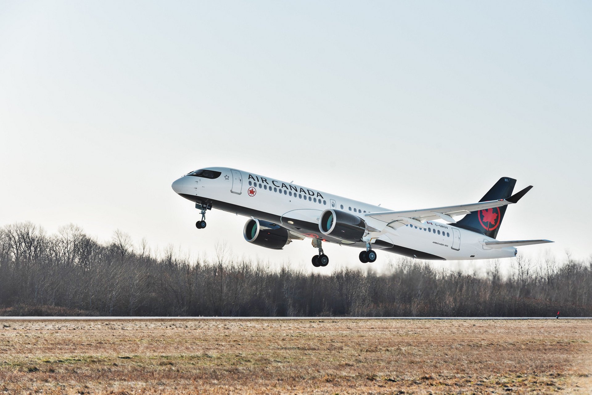 [新服務]AIR CANADA加拿大航空公司推出全新加拿大意象的新制服新形象 | TFT常旅客