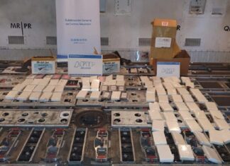 Three crew members arrested in Argentina after discovery of 84 kilos of cocaine in KLM Boeing 747 Cargo (operated by Martinair)