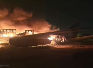 Boeing 737-200 of defunct Shaheen Air set on fire at Karachi Airport, Pakistan