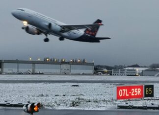 Snow forces 40 flight cancellations at Brussels Airport