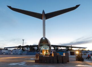 Airbus A400M transports masks to Spain in support of COVID-19 crisis efforts