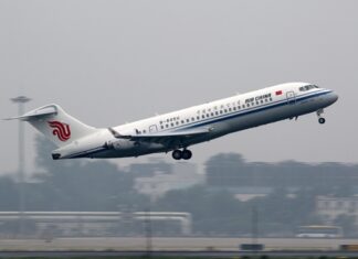ARJ21 of Air China completes inaugural flight and enters into operation