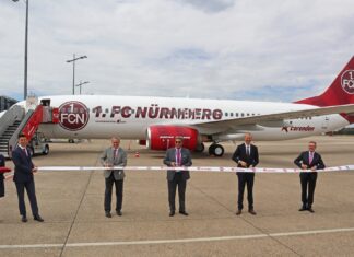 Corendon Airlines paints aircraft in the colours of 1. FC Nürnberg