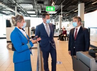 KLM resumes flights to China after five months