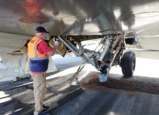Omni Air International Boeing 767 suffers main landing gear collapse during landing at Bucharest Airport