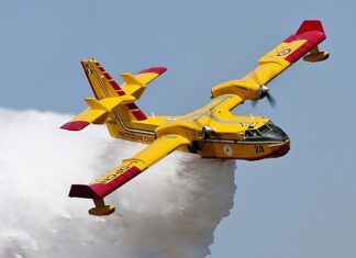 Drone collision grounds firefighting plane amid devastating Pacific Palisades fire