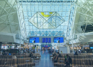 Keflavík Airport welcomes 8.3 million passengers in 2024, sees transit growth