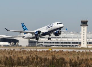 FAA proposes $19,500 fines against two passengers for interfering with JetBlue flight attendants